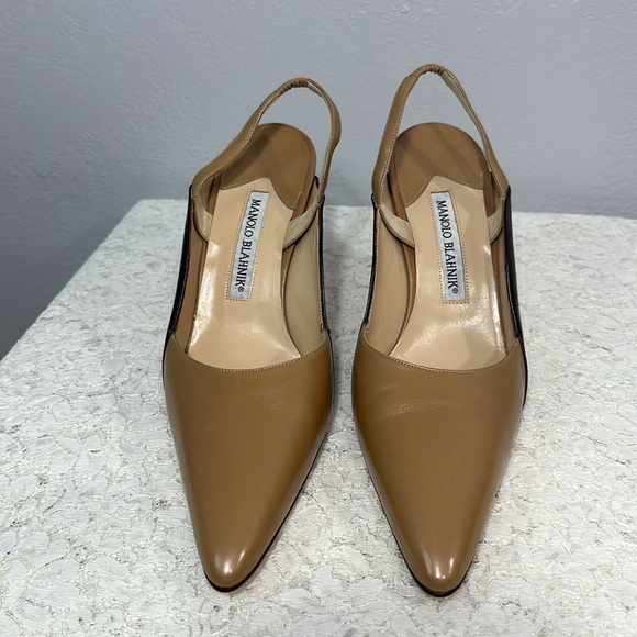 Manolo Blahnik Vintage Tan Brown Sling-Back - Picture 2 of 7